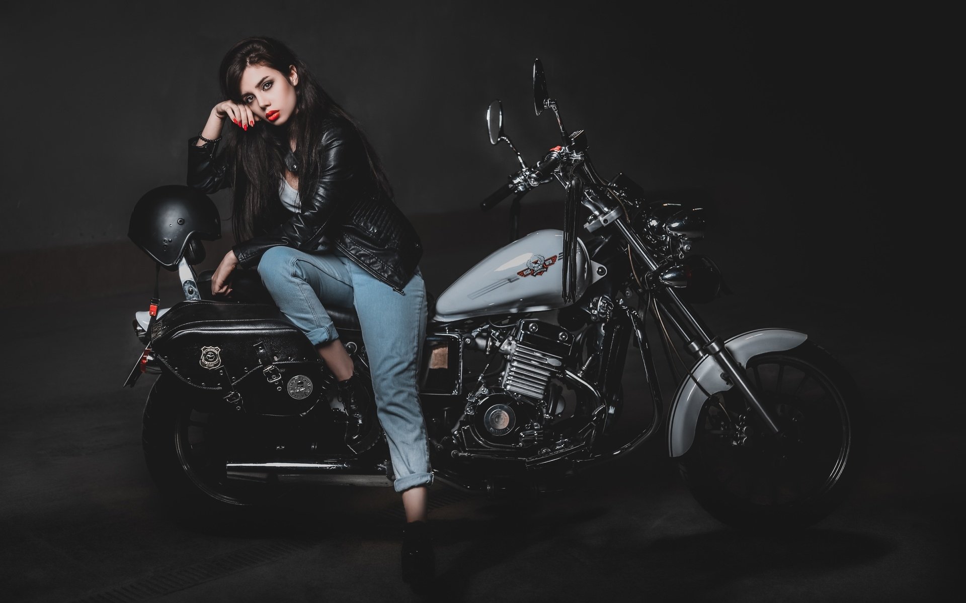 Biker girls: style and drive in Kitakyushu