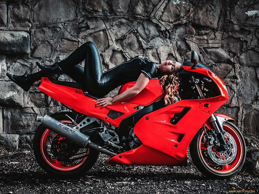 Beautiful girl Beautiful girls and motorcycles in Kitakyushu